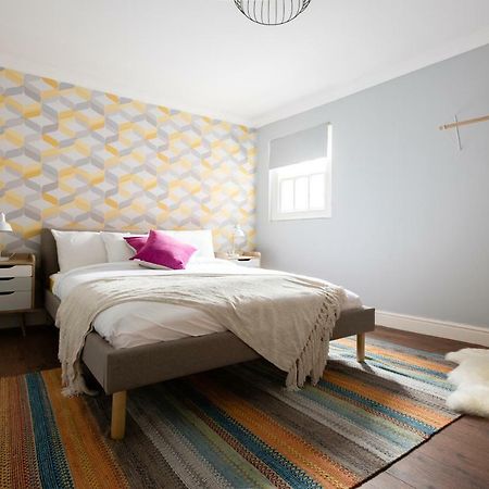The Old Station House - Stylish & Central 2Bdr Apartment Oxford Kültér fotó
